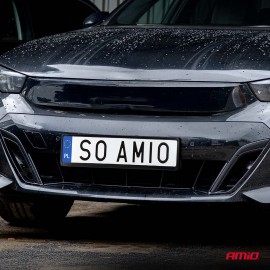 Amio - Πλαίσιο Πινακίδας Αυτοκινήτου 520x114mm Μαύρο Γυαλιστερό Piano Black για Εμπρός και Πίσω Πινακίδα - 1 τεμ. (04779/AM) Πινακίδες και Σήμανση americat.gr