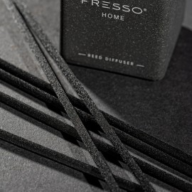 Fresso - Αρωματικό Χώρου με Στικ Molise 100 ml Premium Home Reed Diffuser με FlowScent, Μαύρο Γυάλινο Μπουκάλι και Μαύρα Στικ από Fiberglass - 1 Τεμ. (390020/FRE) Αρωματικά americat.gr