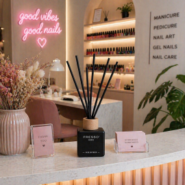 Fresso - Αρωματικό Χώρου με Στικ Molise 100 ml Premium Home Reed Diffuser με FlowScent, Μαύρο Γυάλινο Μπουκάλι και Μαύρα Στικ από Fiberglass - 1 Τεμ. (390020/FRE) Αρωματικά americat.gr