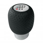ΠΟΜΟΛΟ ΤΑΧΥΤΗΤΩΝ FORMULA GEAR 3 ΔΕΡΜΑΤΙΝΟ ΜΑΥΡΟ ΜΕ 2 ΑΥΤΟΚΟΛΛΗΤΑ ΕΝΔΕΙΞΗΣ ΤΑΧΥΤΗΤΩΝ 32mm (FIAT+OPEL) Πόμολα Ταχυτήτων americat.gr