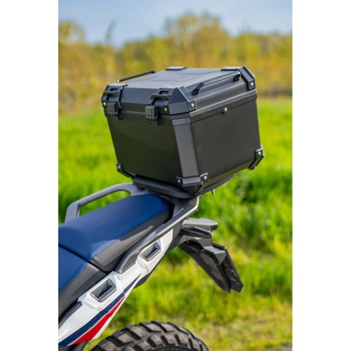 Lampa – Βαλιτσάκι Μοτοσυκλέτας T-Box 45L Μαύρο για Μεγαλύτερη Χωρητικότητα και Ασφαλή Μεταφορά Εξοπλισμού με Σύστημα Γρήγορης Απελευθέρωσης – 1 Τεμ. (9166.7-LM)