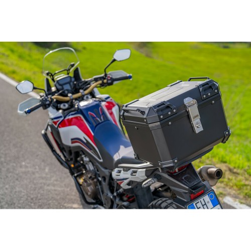 Lampa – Βαλιτσάκι Μοτοσυκλέτας T-Box 45L Μαύρο για Μεγαλύτερη Χωρητικότητα και Ασφαλή Μεταφορά Εξοπλισμού με Σύστημα Γρήγορης Απελευθέρωσης – 1 Τεμ. (9166.7-LM)