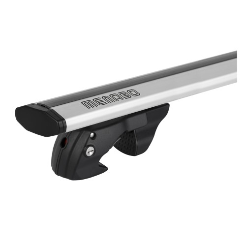 MENABO ΜΠΑΡΕΣ ΟΡΟΦΗΣ ΑΛΟΥΜΙΝΙΟΥ JACKSON XL SILVER 135 cm ΣΕ ΑΣΗΜΙ ΧΡΩΜΑ ΓΙΑ DR 5.0 5 doors 2020>2022 ΜΕ RAISED RAILS (Παράλληλες Μπάρες με Κενό) - 2 ΤΕΜ. (11290/MB)