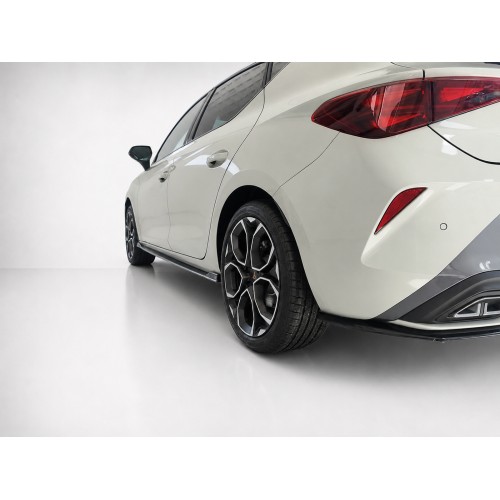Motordrome - Επιπρόσθετα Μαρσπιέ V.2 για Seat Leon Mk4 FR / Cupra Leon Mk1 - 1 Σετ. (K220-002)