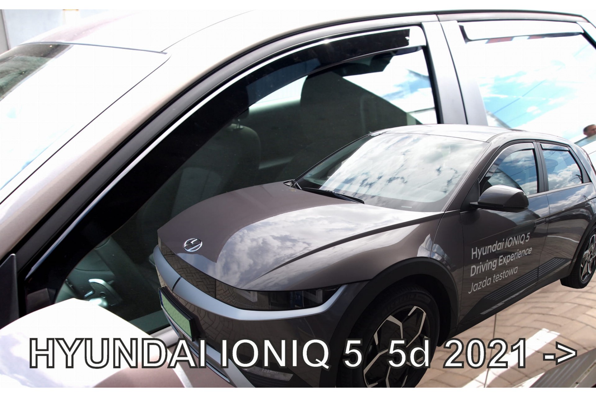 ΑΝΕΜΟΘΡΑΥΣΤΕΣ ΓΙΑ HYUNDAI IONIQ 5D 2021+  ΣΕΤ ΑΥΤΟΚΙΝΗΤΟΥ ΑΠΟ ΕΥΚΑΜΠΤΟ ΦΙΜΕ ΠΛΑΣΤΙΚΟ HEKO - 4 ΤΕΜ.