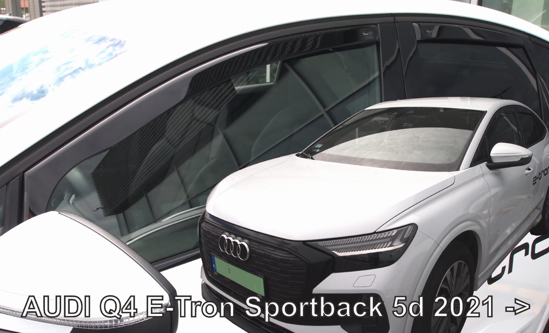 ΑΝΕΜΟΘΡΑΥΣΤΕΣ ΓΙΑ AUDI Q4 E-TRON SPORTBACK 5D 2021+  ΣΕΤ ΑΥΤΟΚΙΝΗΤΟΥ ΑΠΟ ΕΥΚΑΜΠΤΟ ΦΙΜΕ ΠΛΑΣΤΙΚΟ HEKO - 4 ΤΕΜ.