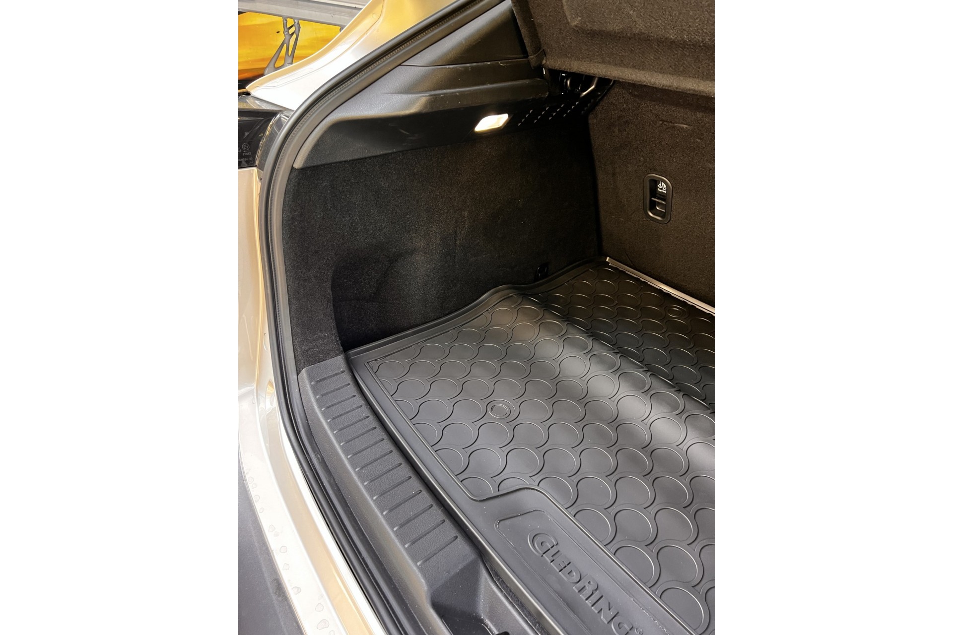 Πατακι Σκαφη Πορτ Μπαγκαζ Για Mazda CX-30 5D 09/2019+ (κατω Επιπεδο) Sumisura Trunk Mat Απο Αοσμο, Μη Τοξικο, Οικολογικο Και Ανακυκλωσιμο Συνθετικο Λαστιχο Σε Μαυρο Χρωμα Με Υποδοχη Για Προεκταση L2519.8 - L2519.9 LAMPA - 1 Τεμ. - Thumbnail 5