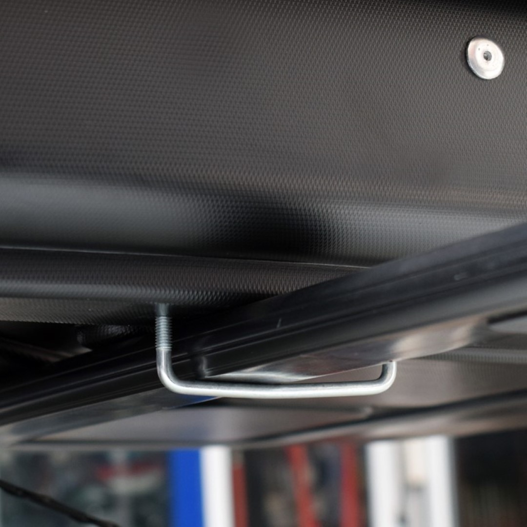 Μπαγκαζιερα Οροφης RACE AXION 320L (μαυρη/ελαφρως Αναγλυφη - 125X90X34 Cm - Max 50 Kg) - Thumbnail 6