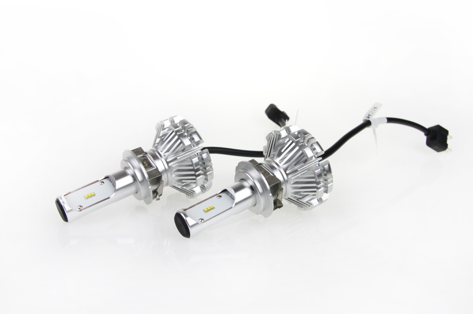 AMIO - Λαμπτήρες Sx Series Τύπου H7-6 Τάση Λειτουργίας 6/12V Απόδοσης 40W 6000K 3200LM Με Ενσωματωμένη Ψύκτρα Για Επιβατικά Αυτοκίνητα Και Μοτοσυκλέτες - 2 Τεμ. (01065/AM) - Thumbnail 2