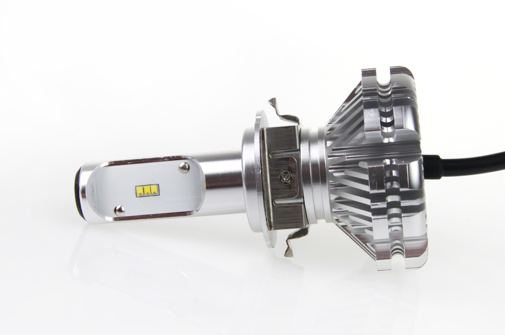 AMIO - Λαμπτήρες Sx Series Τύπου H7-6 Τάση Λειτουργίας 6/12V Απόδοσης 40W 6000K 3200LM Με Ενσωματωμένη Ψύκτρα Για Επιβατικά Αυτοκίνητα Και Μοτοσυκλέτες - 2 Τεμ. (01065/AM) - Thumbnail 3