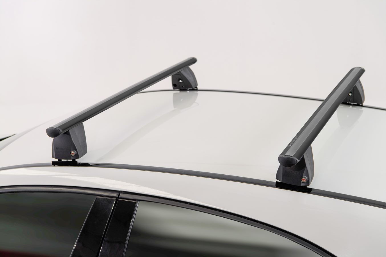 Μπαρες Οροφης Αλουμινιου Delta M Black 123 Cm Roof Rack Σετ Σε Μαυρο Χρωμα Με Προστατευτικα Καπακια Ακρων Για Απλη Οροφη MENABO - 2 Τεμ. - Thumbnail 7