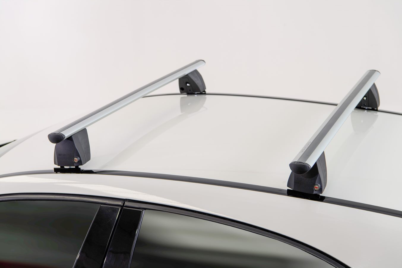 Μπαρες Οροφης Αλουμινιου Delta M Silver 123 Cm Roof Rack Σετ Σε Ασημι Χρωμα Με Προστατευτικα Καπακια Ακρων Για Απλη Οροφη MENABO - 2 Τεμ. - Thumbnail 7