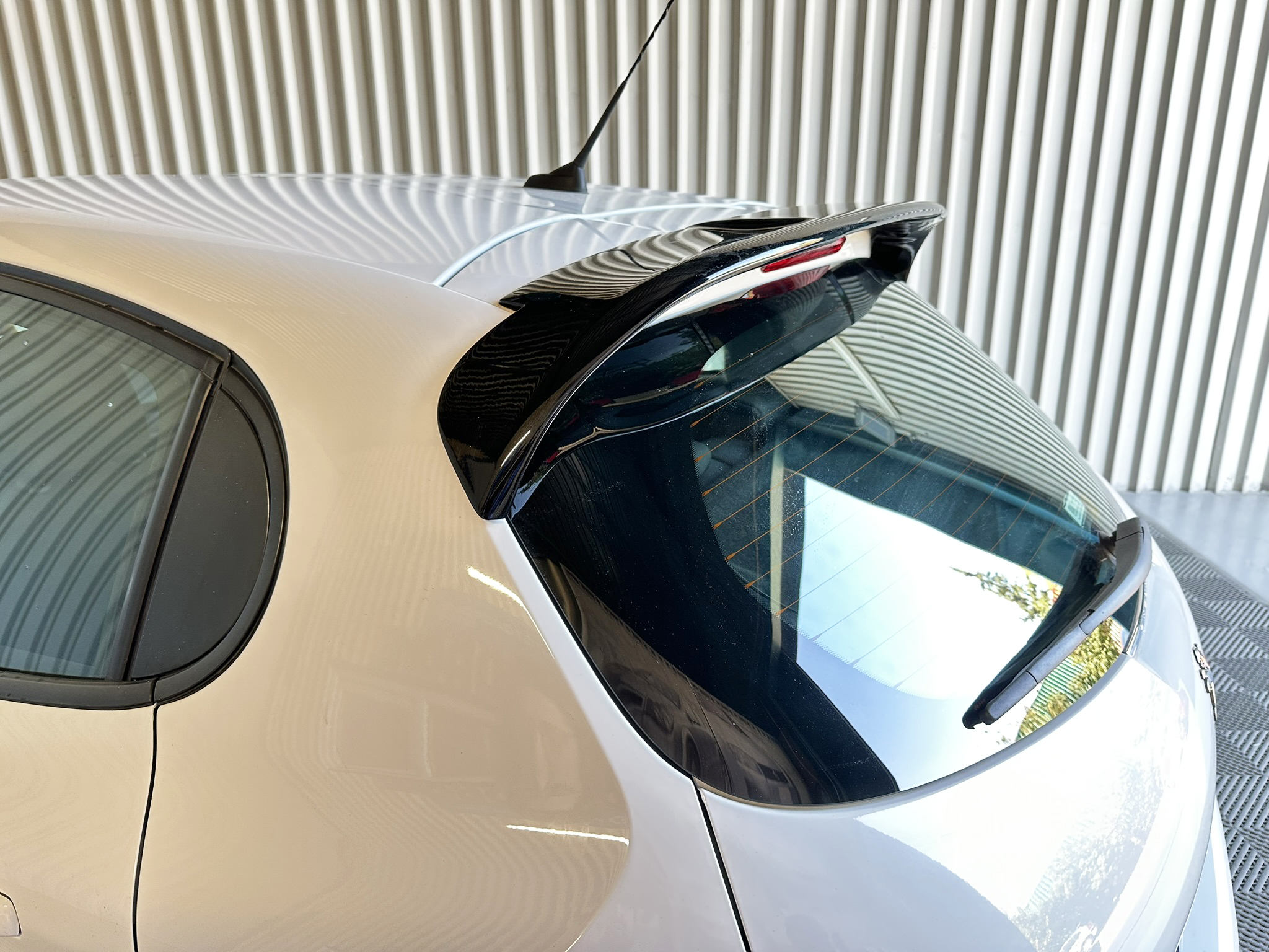 MOTORDROME - Αεροτομή Οροφής Για Peugeot 208 MK1 (2012-2019) - 1 Τεμ.  (A-397) - Thumbnail 2