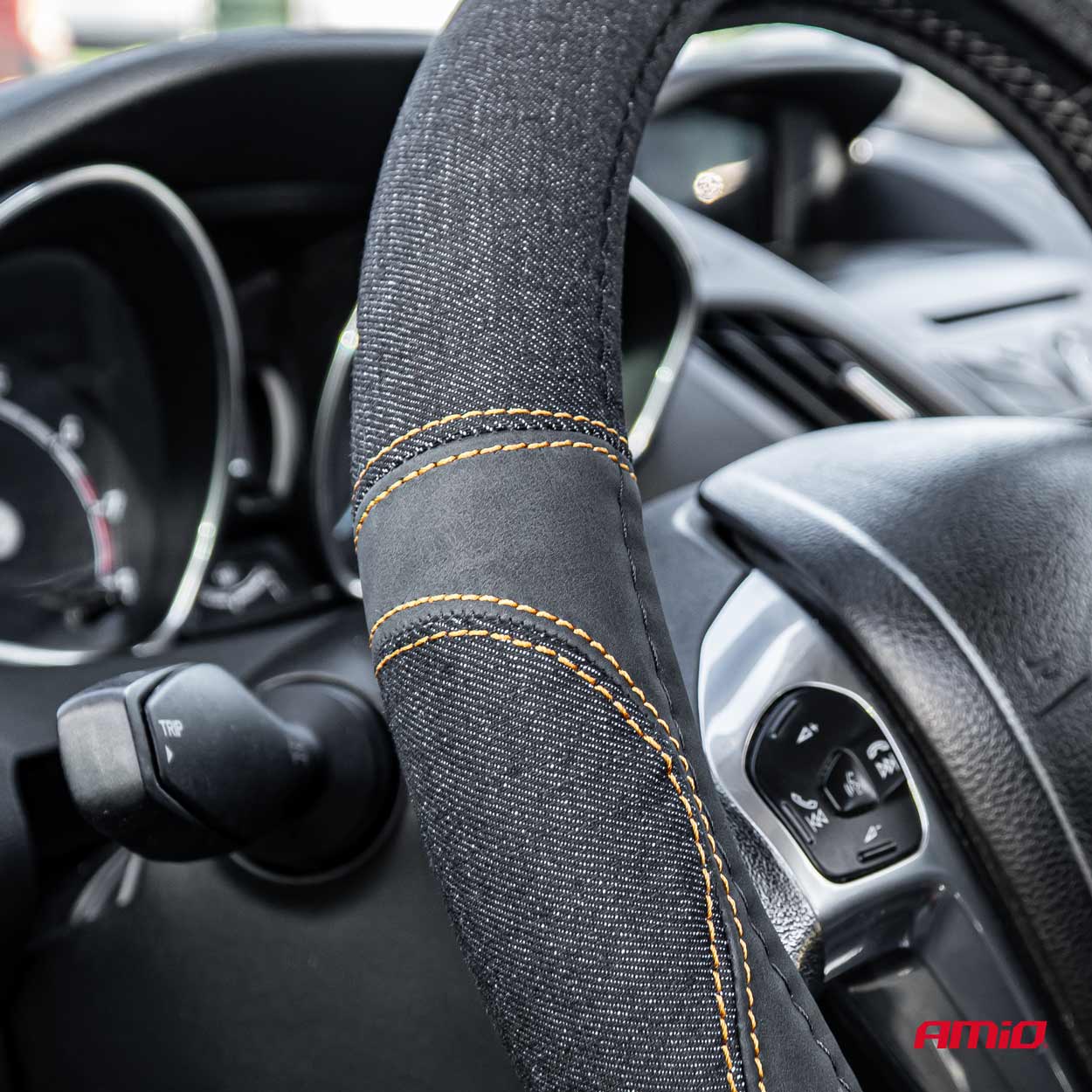 AMIO - Καλυμμα Τιμονιου Μαυρο Τζιν/denim (m) 37-39CM SWC-52-M Με Μαυρες & Κιτρινες Ραφες - 1 Τεμ. (03565/AM) - Thumbnail 4