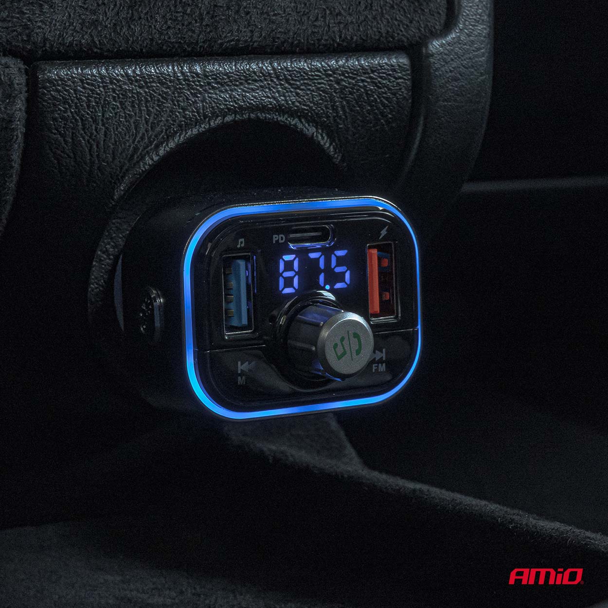 AMIO - Fm Transmitter Αυτοκινήτου 12/24V Με 1XUSB Type-c Και Υποδοχή Microsd - 1 Τεμ. (04652/AM) - Thumbnail 2
