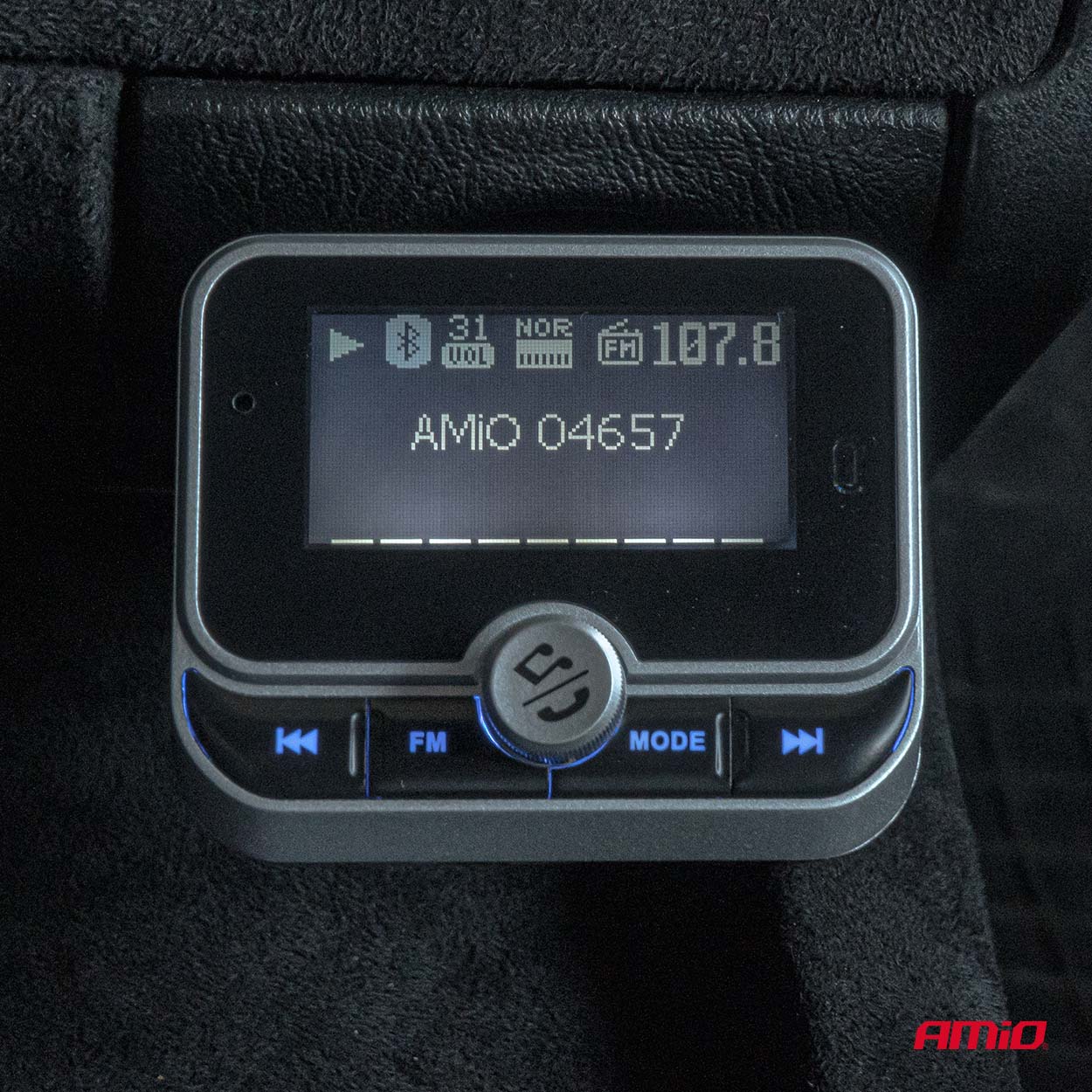 AMIO - Fm Transmitter Αυτοκινήτου 12/24V Με 1XUSB Type-a, 1XUSB Type-c Και Τηλεχειριστήριο - 1 Τεμ. (04657/AM) - Thumbnail 2