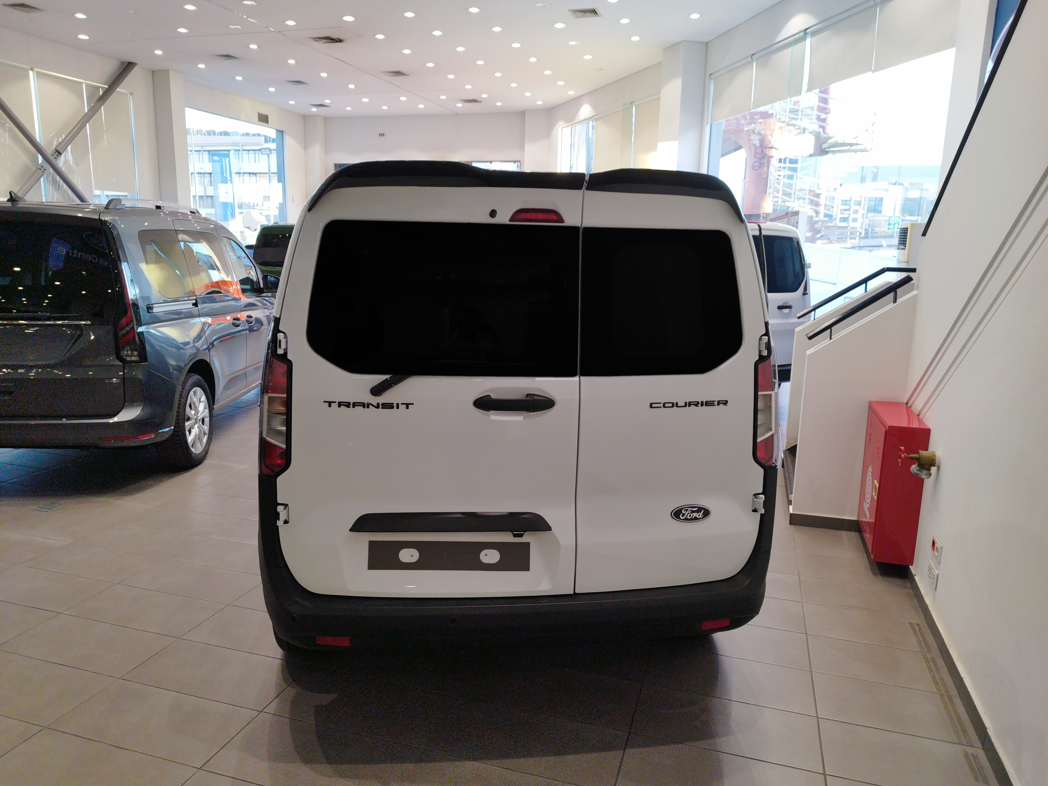 MOTORDROME - Αεροτομή Οροφής Διπλή Πόρτα Για Ford Transit Courier MK2 (2023-) - 1 Τεμ.  (A-533) - Thumbnail 3