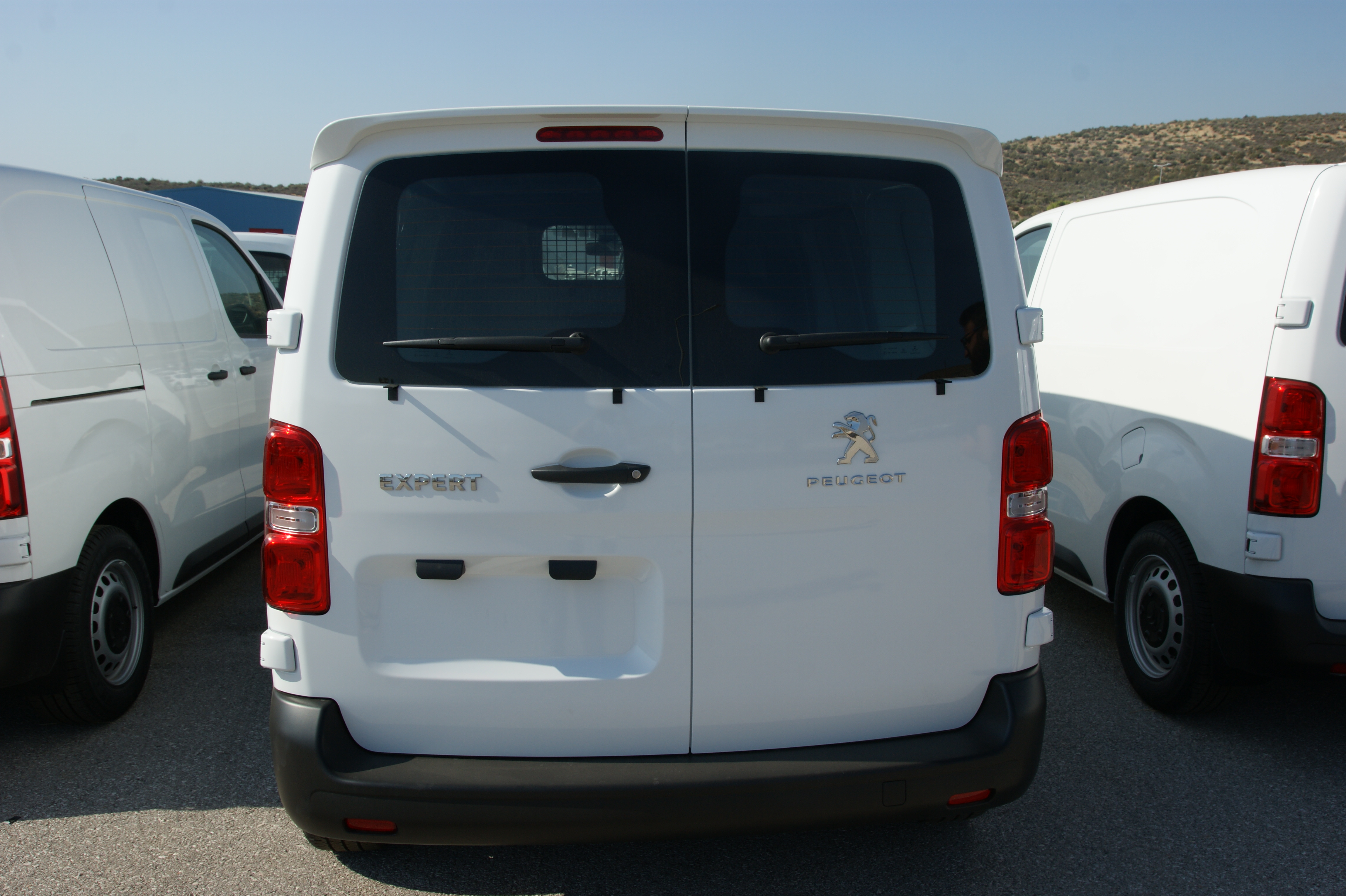MOTORDROME - Αεροτομή Οροφής V.1 Διπλή Πόρτα Για Citroen Dispatch MK3 (2016-) - 1 Τεμ.  (A-448) - Thumbnail 9