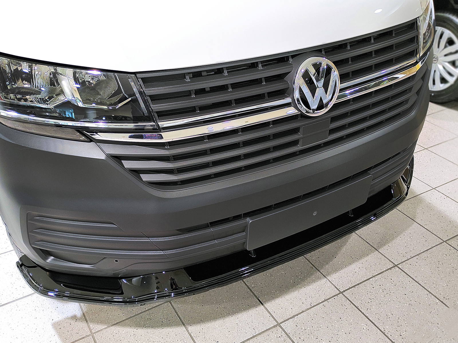 MOTORDROME - Εμπρός Σπλίτερ V.1 Για Volkswagen T6.1 Standard Bumper - 1 Τεμ.  (K168-001) - Thumbnail 3