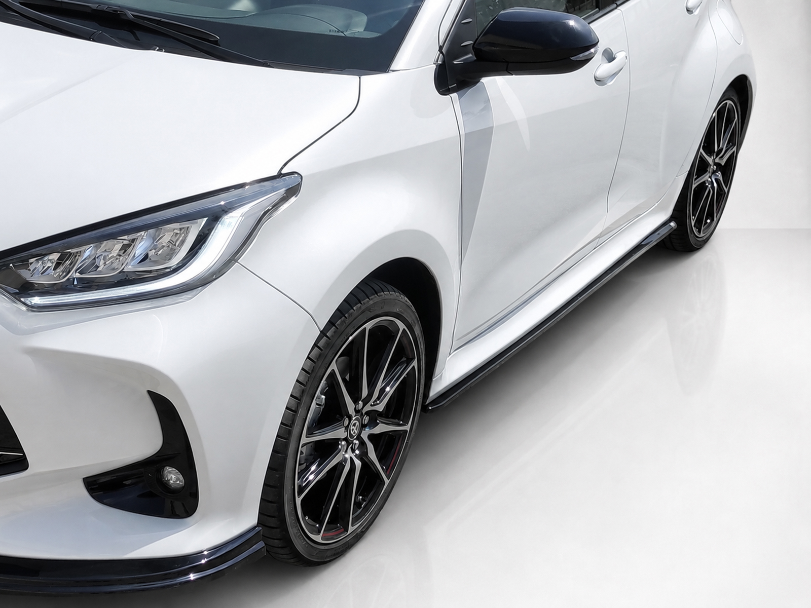 MOTORDROME - Επιπρόσθετα Μαρσπιέ Για Toyota Yaris MK4 (2020-) - 1 Σετ. (K169-002) - Thumbnail 3