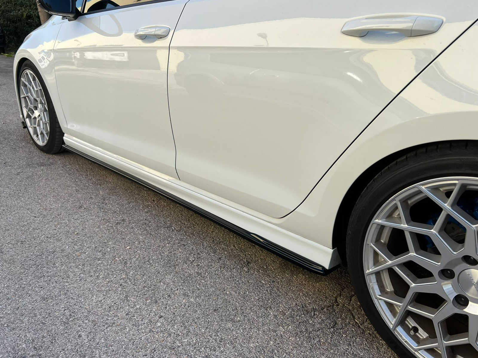 MOTORDROME - Επιπρόσθετα Μαρσπιέ Για Vw Golf MK7 R / R-line - 1 Σετ. (K186-002) - Thumbnail 2