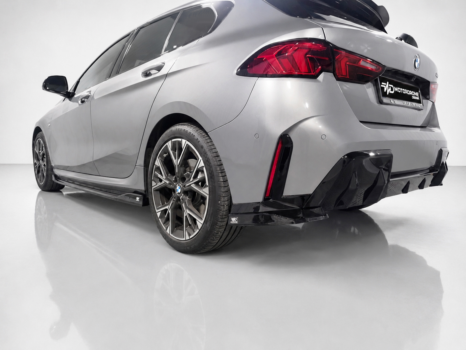 MOTORDROME - Επιπρόσθετα Μαρσπιέ V.2 Για Bmw 1 Series F70 M-pack / M135I - 1 Σετ. (K215-004) - Thumbnail 4