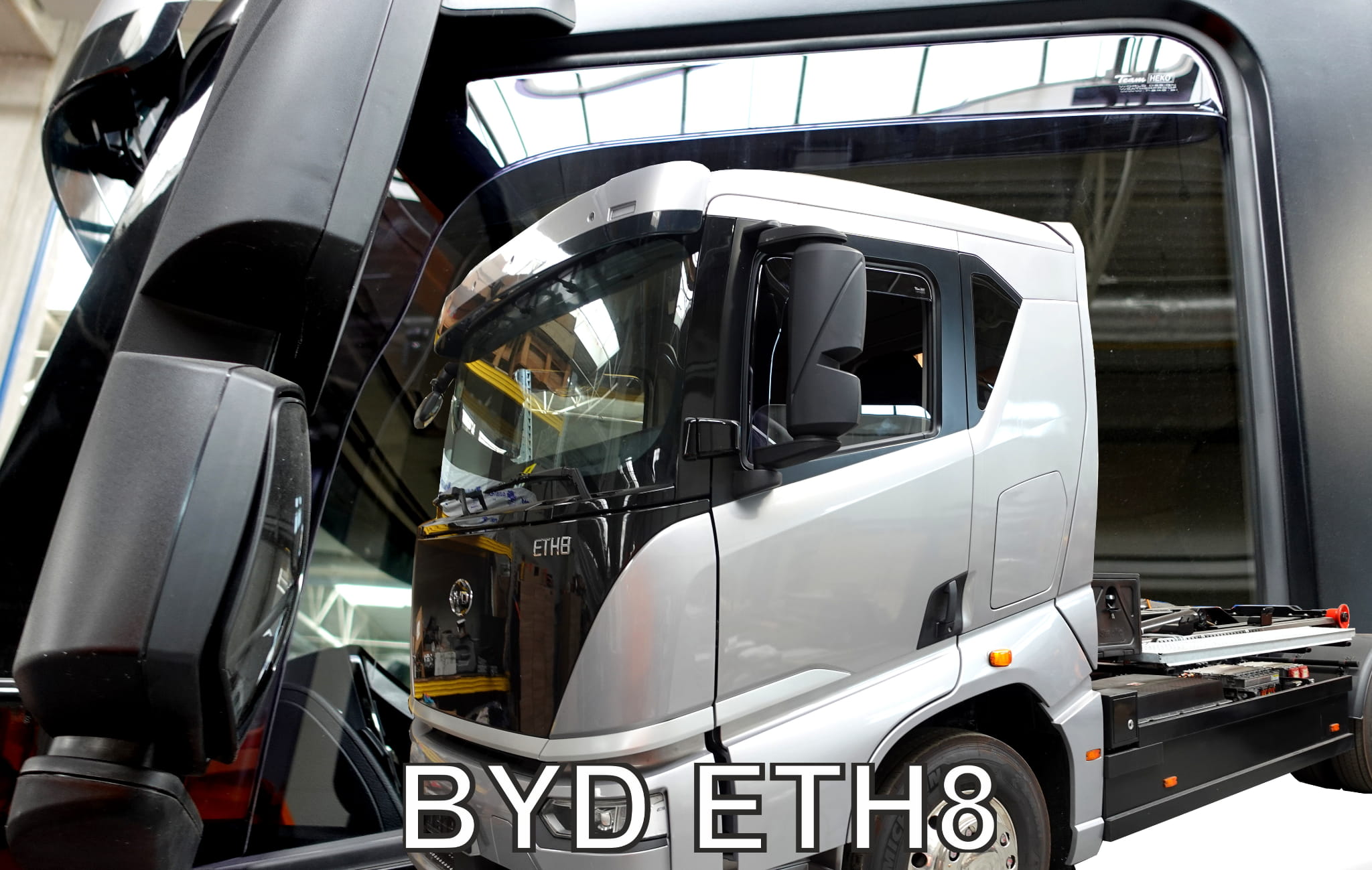 Heko - Ανεμοθραύστες Παραθύρων Για BYD ETH8 2023 > 2πορτο υλικό Acrylic Χρώμα Φιμέ - 2 τεμ. (ΑΝΕΜ.11301/TRUCK)